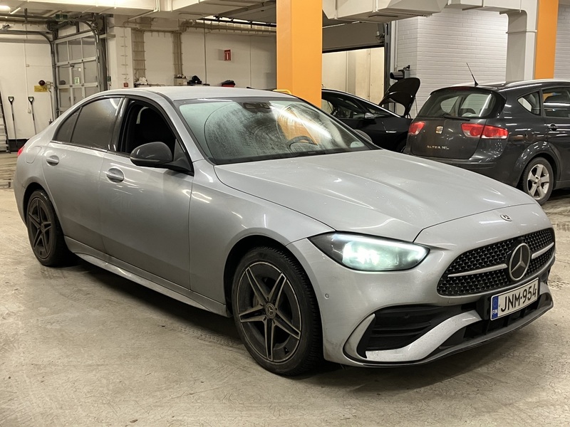 Mercedes-Benz C vaihtoauto