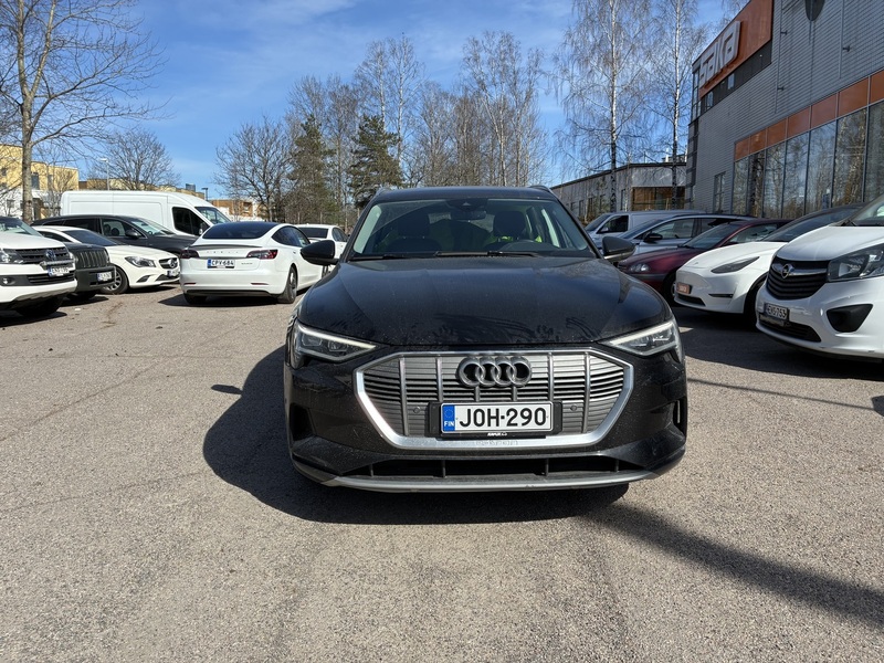 Audi e-tron vaihtoauto