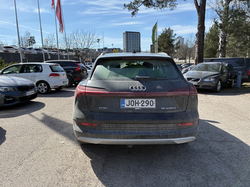 Audi e-tron vaihtoauto