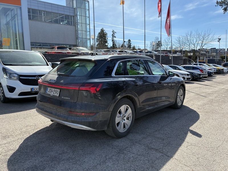 Audi e-tron vaihtoauto
