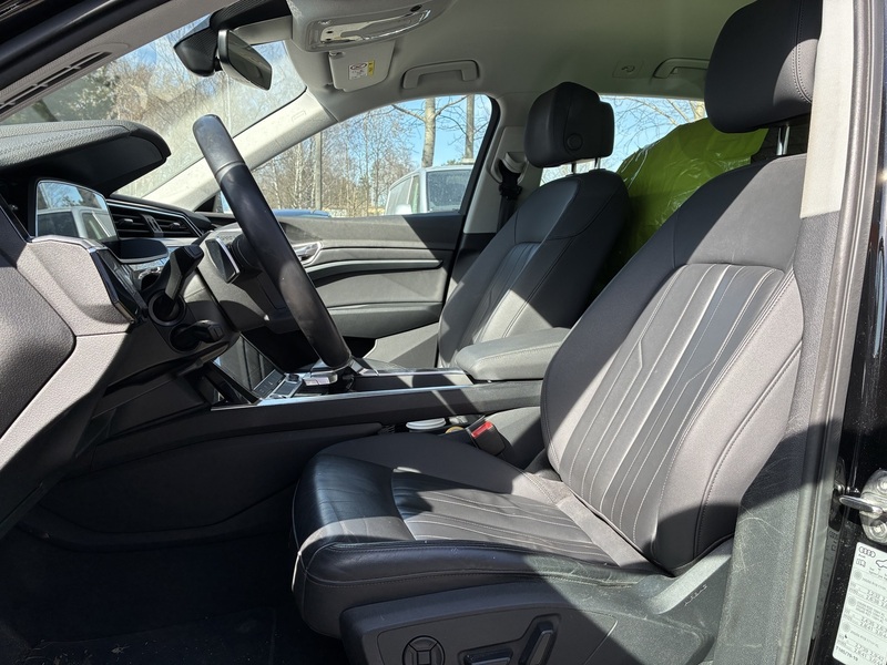 Audi e-tron vaihtoauto