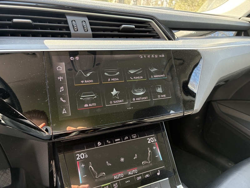 Audi e-tron vaihtoauto