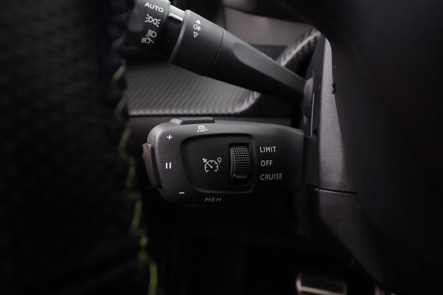 Peugeot e-208 vaihtoauto