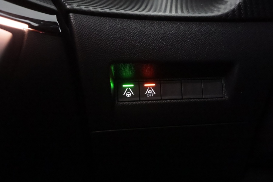 Peugeot e-208 vaihtoauto