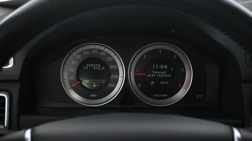 Volvo V70 vaihtoauto