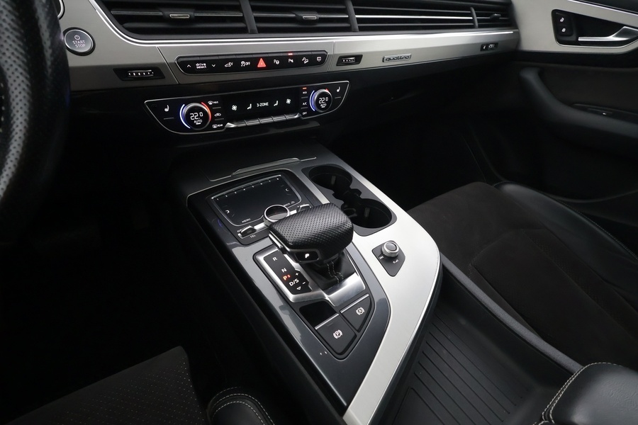 Audi Q7 vaihtoauto