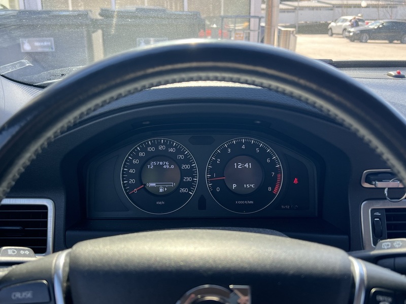 Volvo V70 vaihtoauto