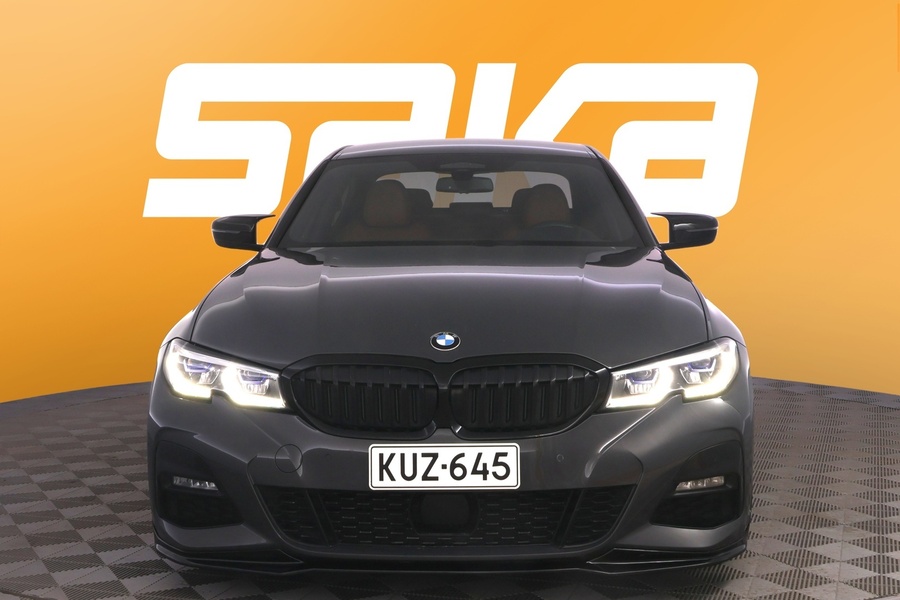 BMW 330 vaihtoauto