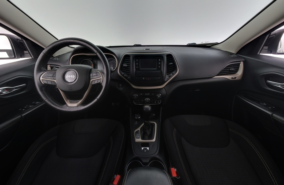 Jeep Cherokee vaihtoauto