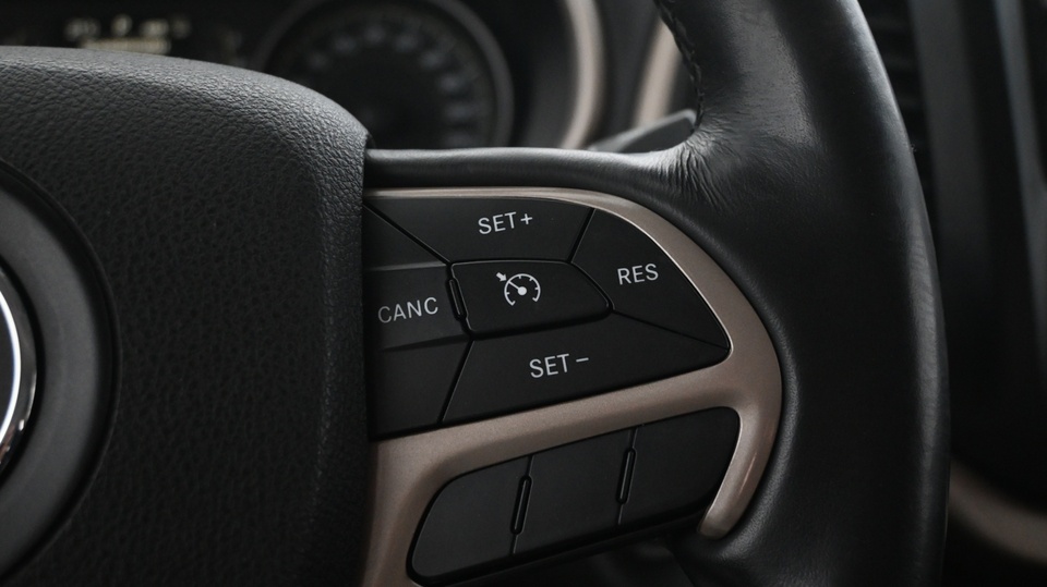 Jeep Cherokee vaihtoauto