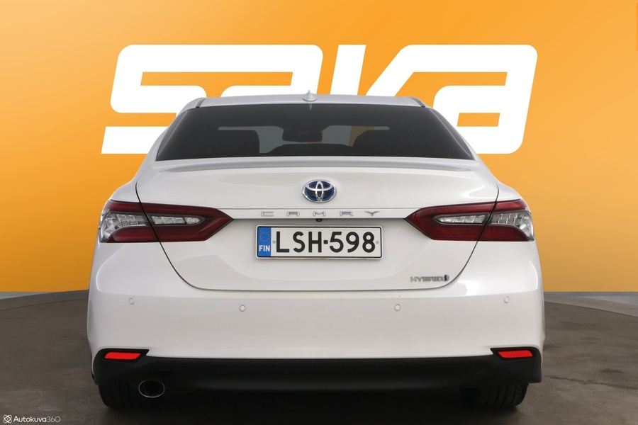 Toyota Camry vaihtoauto