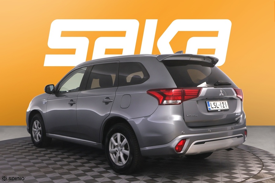 Mitsubishi Outlander PHEV vaihtoauto