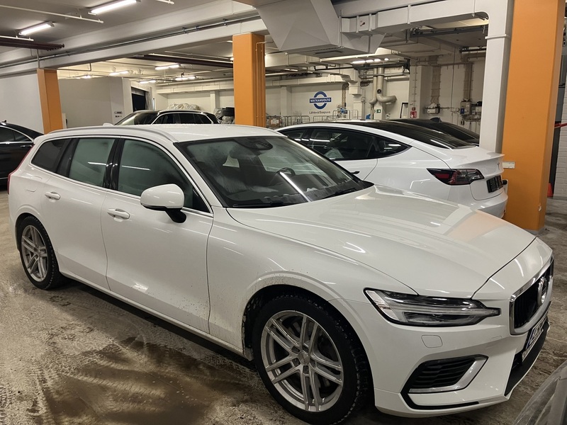 Volvo V60 vaihtoauto