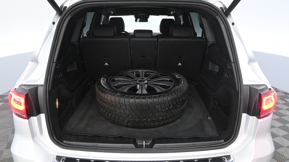 Mercedes-Benz EQB vaihtoauto