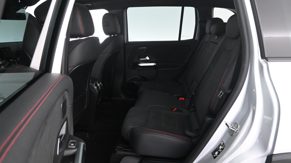 Mercedes-Benz EQB vaihtoauto