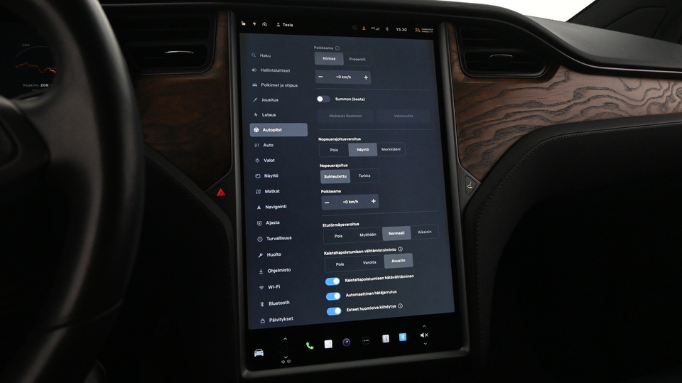 Tesla Model X vaihtoauto