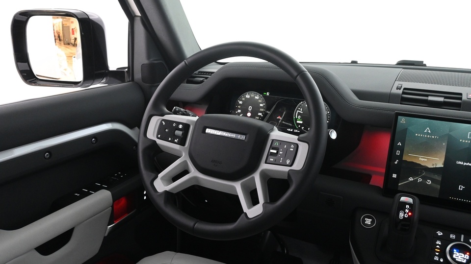 Land Rover Defender vaihtoauto