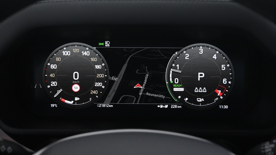 Land Rover Defender vaihtoauto