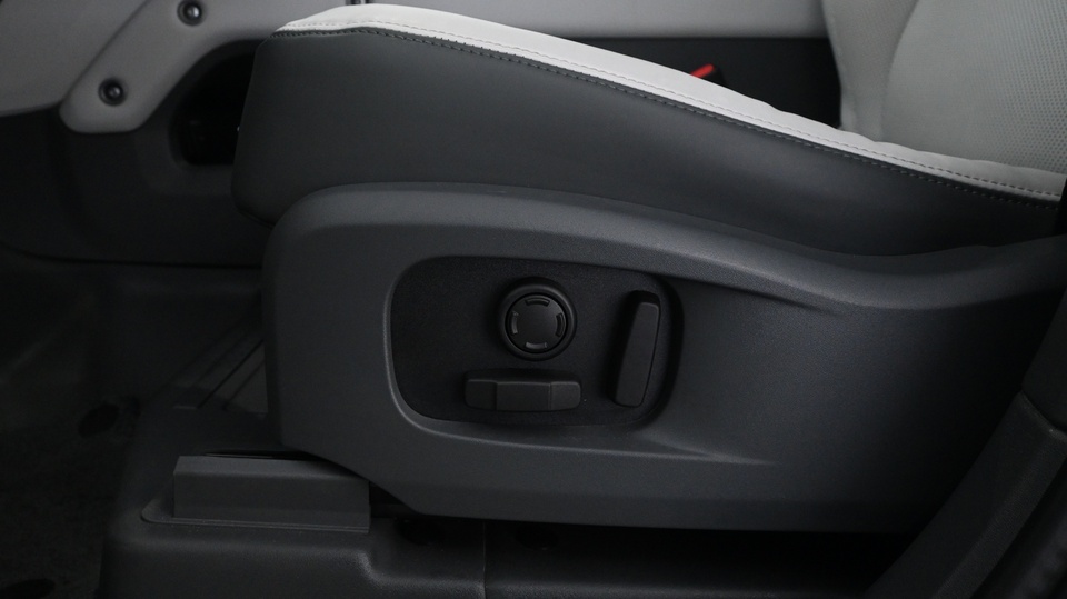 Land Rover Defender vaihtoauto