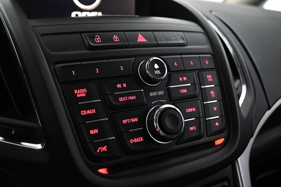 Opel Zafira Tourer vaihtoauto