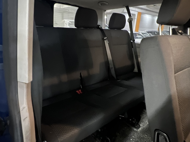 Volkswagen Caravelle vaihtoauto