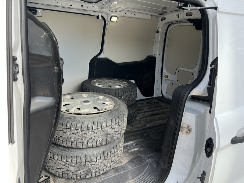 Ford Transit Connect vaihtoauto
