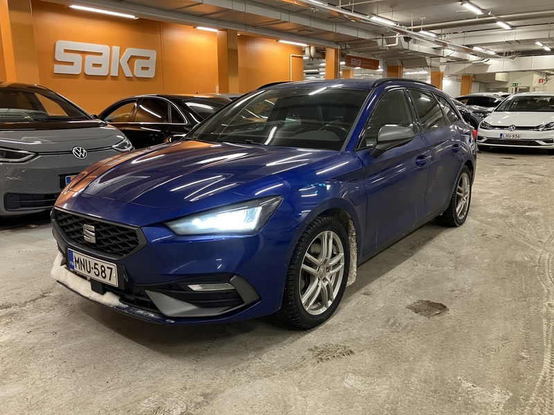 SEAT Leon Sportstourer vaihtoauto