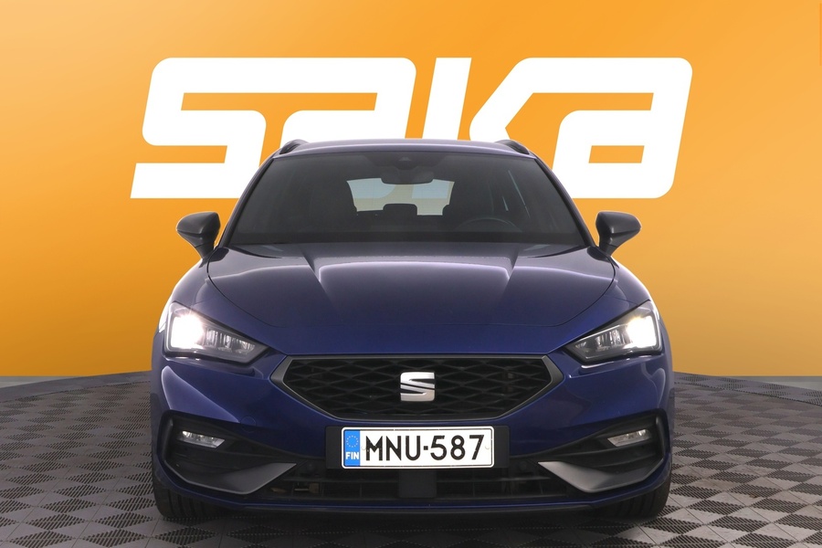 SEAT Leon Sportstourer vaihtoauto
