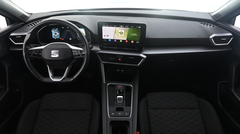 SEAT Leon Sportstourer vaihtoauto