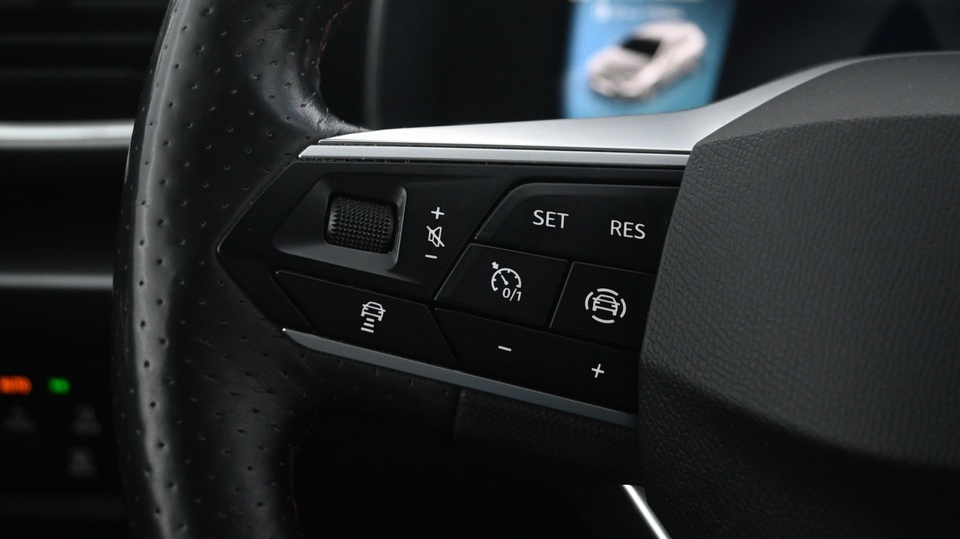 SEAT Leon Sportstourer vaihtoauto