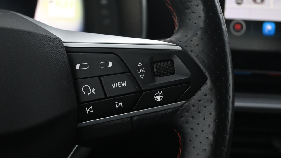 SEAT Leon Sportstourer vaihtoauto