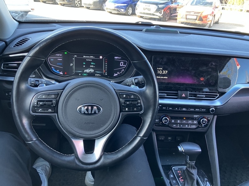 Kia Niro vaihtoauto