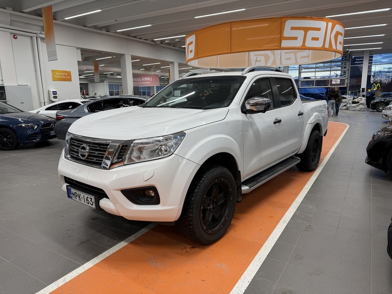 Nissan Navara vaihtoauto