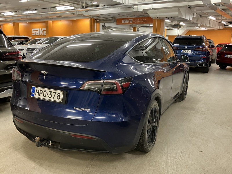 Tesla Model Y vaihtoauto
