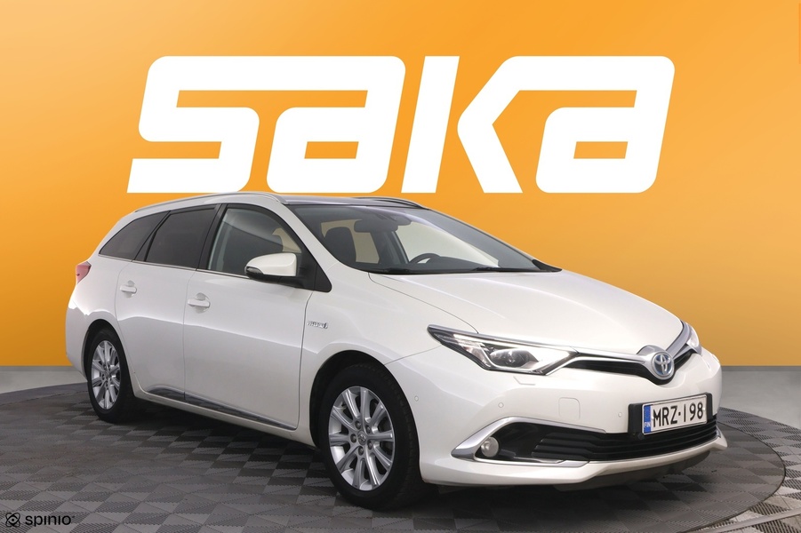 Toyota Auris vaihtoauto