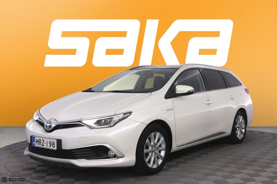 Toyota Auris vaihtoauto