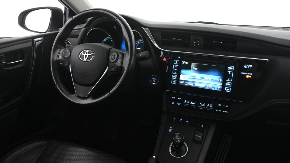 Toyota Auris vaihtoauto
