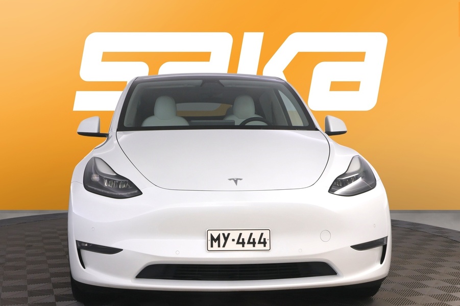 Tesla Model Y vaihtoauto