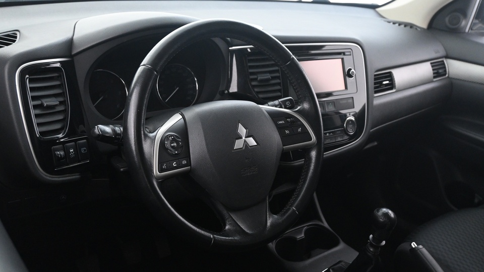 Mitsubishi Outlander vaihtoauto