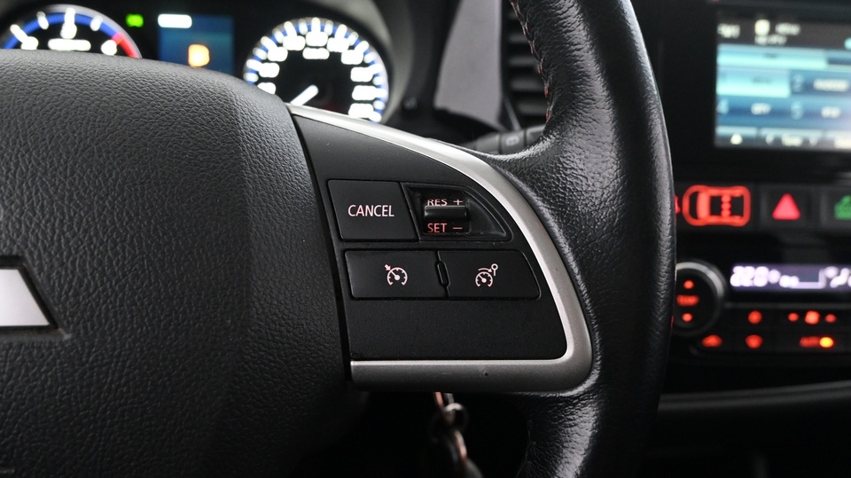 Mitsubishi Outlander vaihtoauto