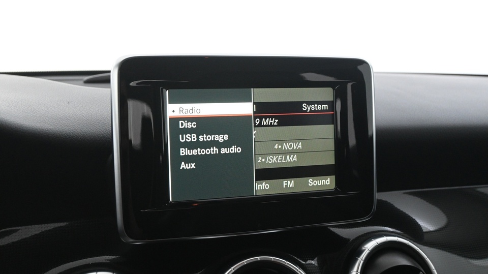 Mercedes-Benz CLA-sarja vaihtoauto