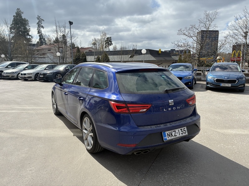 SEAT Leon ST vaihtoauto