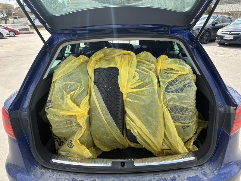 SEAT Leon ST vaihtoauto