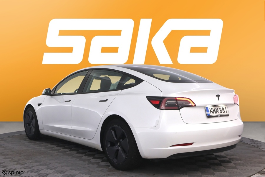 Tesla Model 3 vaihtoauto