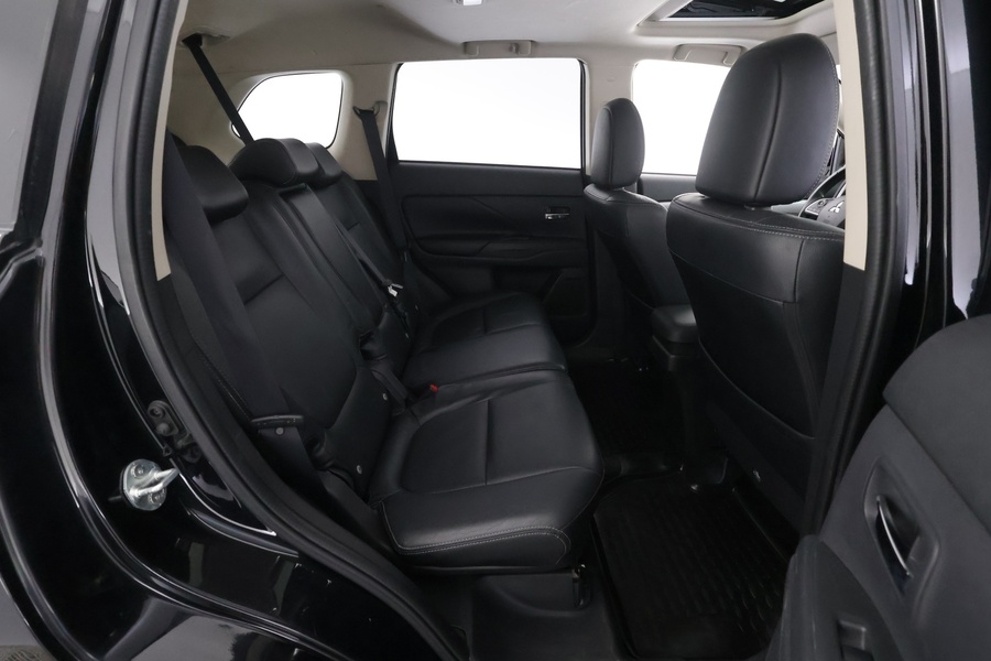 Mitsubishi Outlander PHEV vaihtoauto