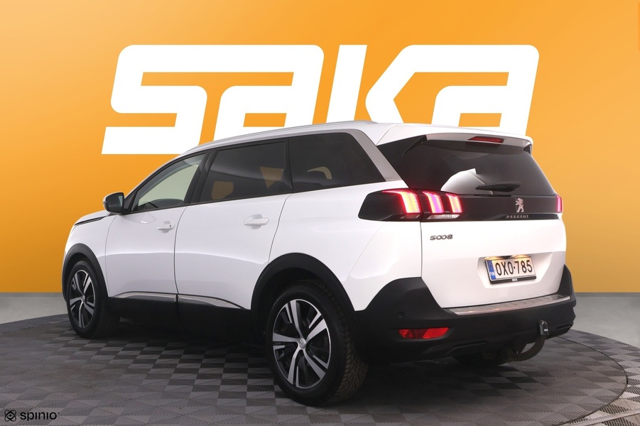 Peugeot 5008 vaihtoauto