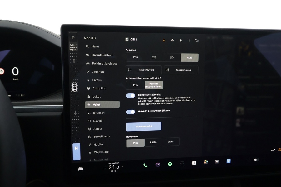 Tesla Model S vaihtoauto