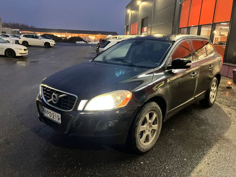 Volvo XC60 vaihtoauto
