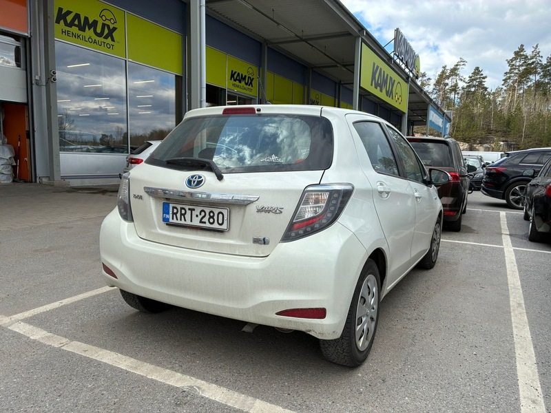 Toyota Yaris vaihtoauto