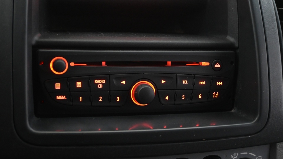 Nissan Primastar vaihtoauto